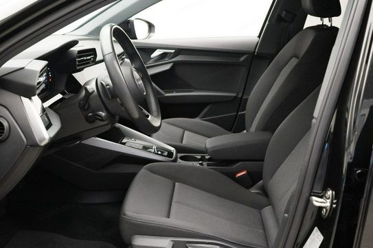 Audi A3 35 TFSI mHEV S tronic