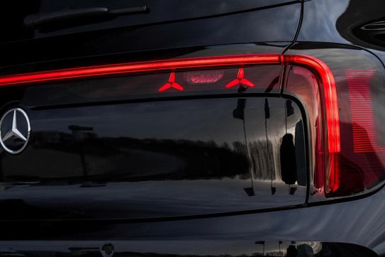 Mercedes GLB 250+ EQ AMG Line