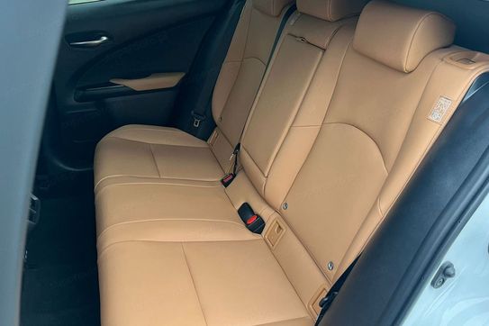 Lexus UX 250h F Sport Design 2WD