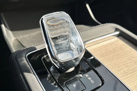Volvo XC90 T8 AWD Plug-In Hybrid Ultra Dark 7os aut