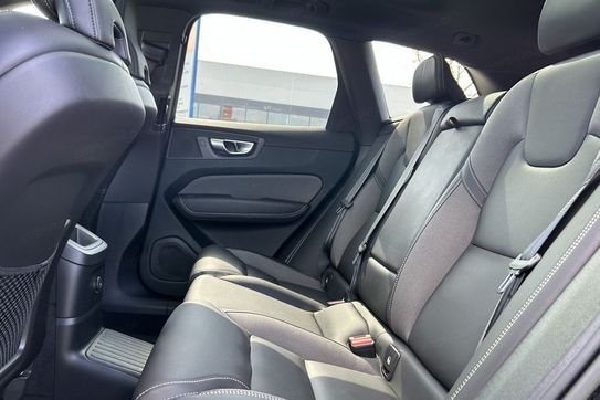 Volvo XC60 T6 Plug-In Hybrid AWD Plus Dark aut