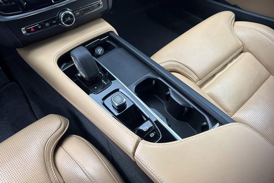 Volvo V90 Cross Country B5 D AWD Pro