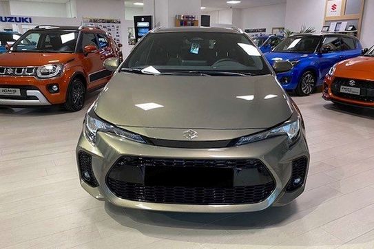 Suzuki Swace Premium Plus