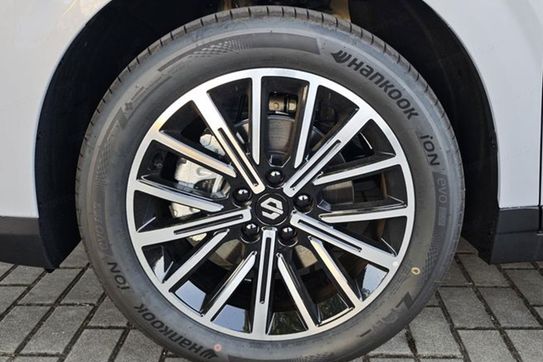 Leapmotor B10 Design Hybrid EV 18,8 kWh