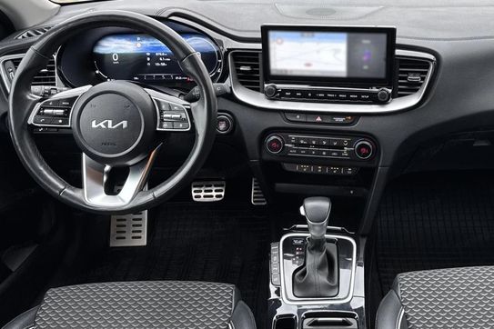 Kia Ceed 1.5 T-GDI L Business Line DCT