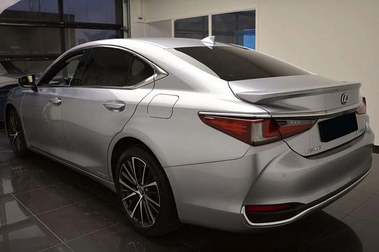 Lexus ES 300h Business Edition 2.5 E-CVT
