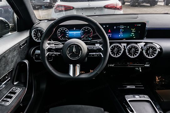 Mercedes Klasa A 220 4-Matic AMG Line