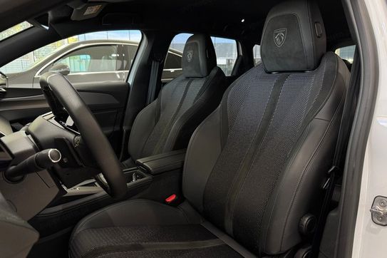 Peugeot 308 1.2 PureTech GT S&S EAT8