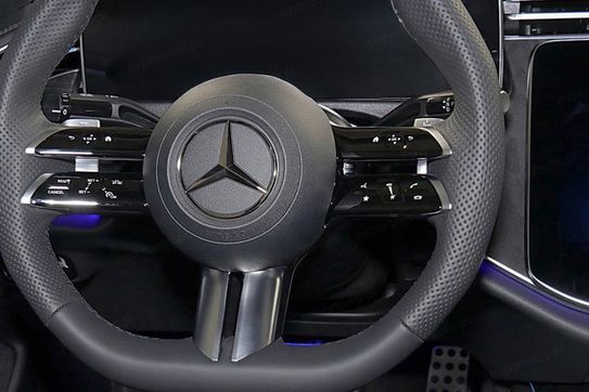 Mercedes Klasa E 220 d 4-Matic AMG