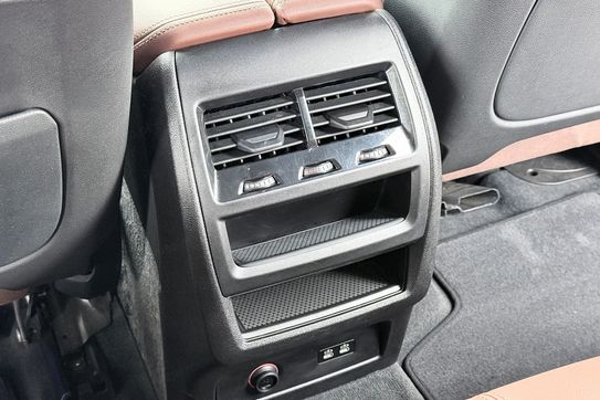 BMW X5 M60i xDrive