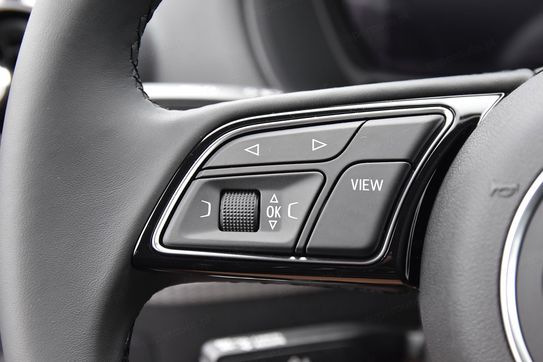 Audi Q2 35 TFSI S Line