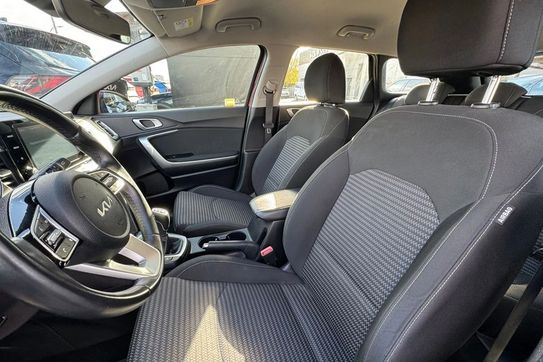 Kia Ceed 1.5 T-GDI M