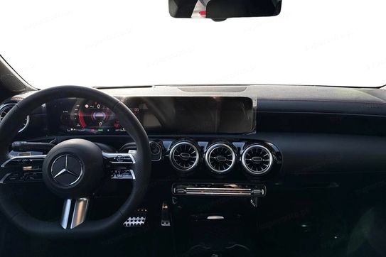 Mercedes CLA 200 AMG Line