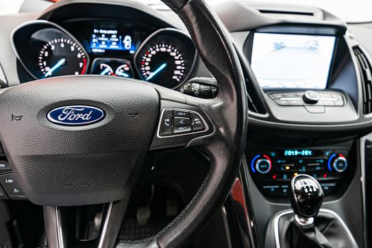 Ford Kuga 1.5 EcoBoost Titanium