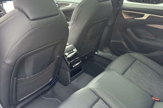 Audi A6 TDI quattro S line