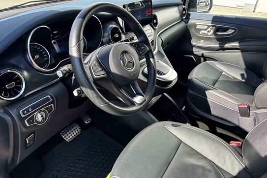 Mercedes EQV 300