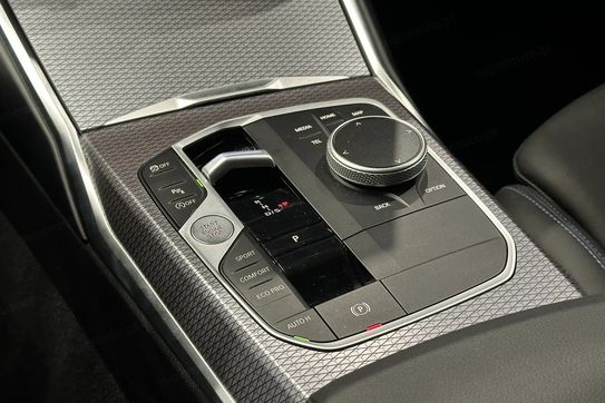 BMW Seria 3 318i M Sport