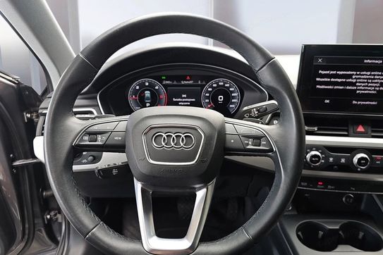 Audi A4 40 TDI S Line