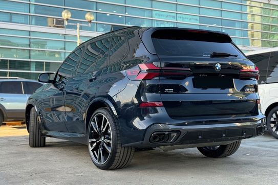 BMW X5 M60i xDrive
