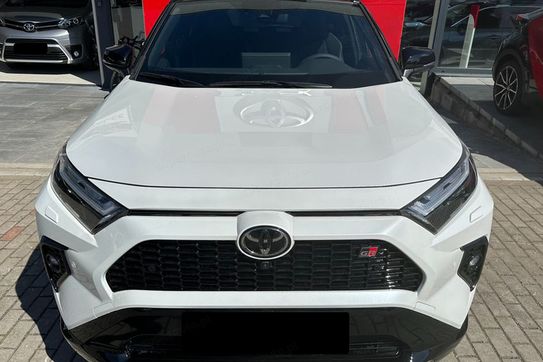 Toyota RAV4 GR Sport 2.5 Hybrid Dynamic Force