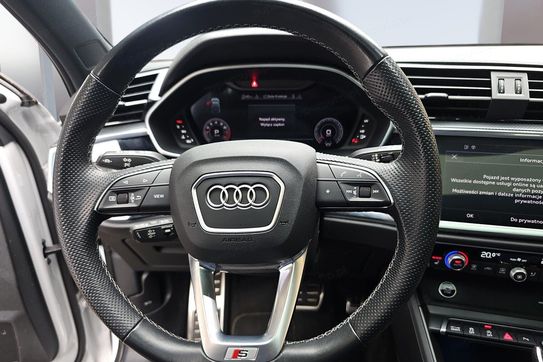 Audi Q3 35 TFSI mHEV S-Line S tronic