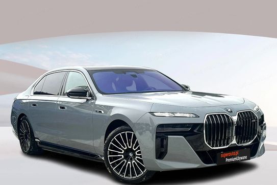 BMW Seria 7 M760e PHEV xDrive sport-aut