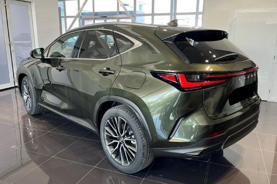 Lexus NX 350h Omotenashi 2.5 Hybrid AWD