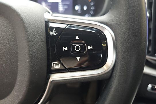 Volvo XC60 B4 D Plus Dark