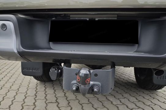 Toyota HiLux Double Cab Invincible
