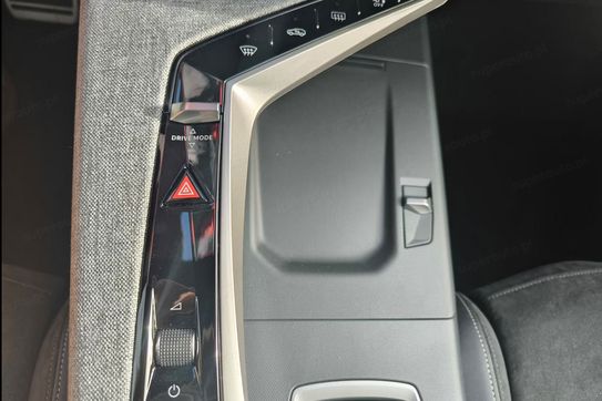 Peugeot 5008 GT 1.2 PureTech mHEV e-DCS6