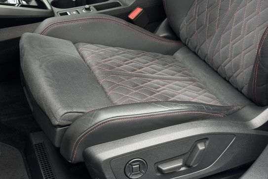 Audi A3 35 TFSI mHEV Advanced S tronic