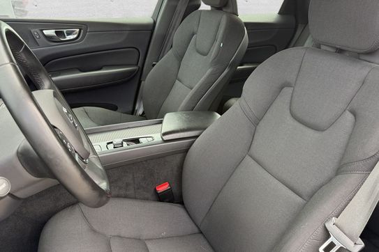 Volvo XC60 B4 B Plus Bright