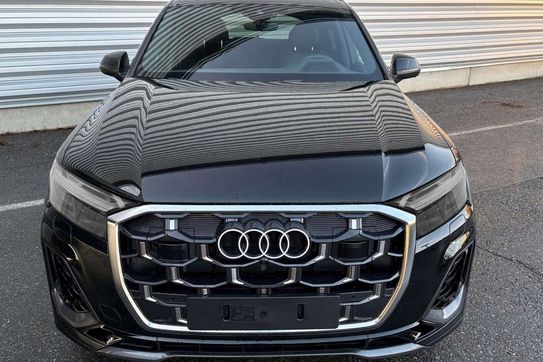 Audi Q7 TDI quattro S Line