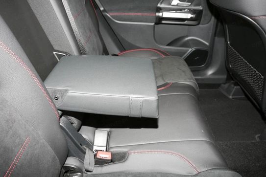 Mercedes GLB 200 AMG Line