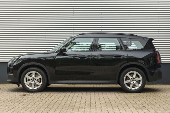 Mini Countryman D Linia Essential