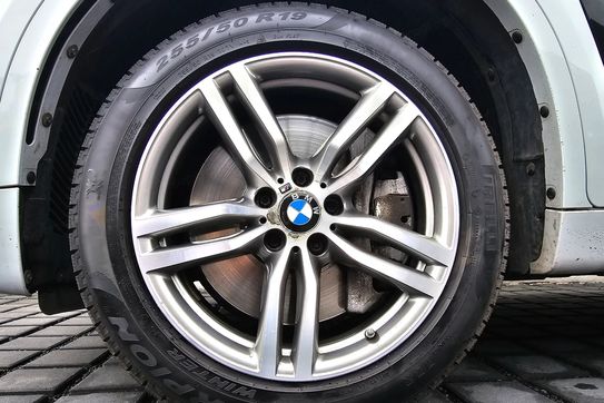BMW X6 M50d