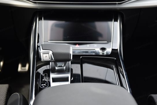 Audi Q8 50 TDI quattro