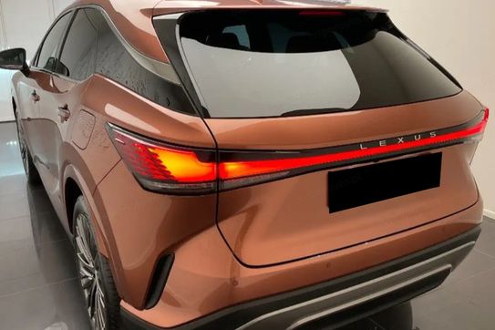 Lexus RX 350h Omotenashi