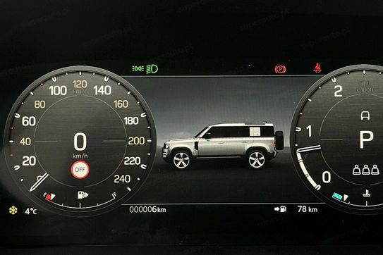 Land Rover Defender 110 D300 X-Dynamic SE
