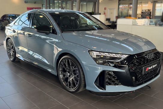 Audi A3 RS3 TFSI quattro