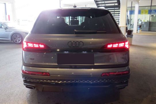 Audi Q7 50 TDI quattro S Line