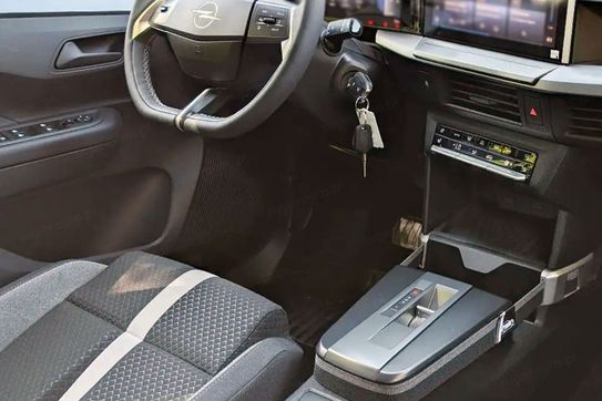 Opel Frontera Edition 1.2 Turbo