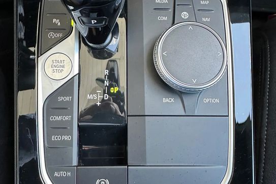 BMW Seria 2 Gran Coupe 220i M Sport