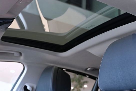 BMW Seria 5 540i xDrive Luxury Line