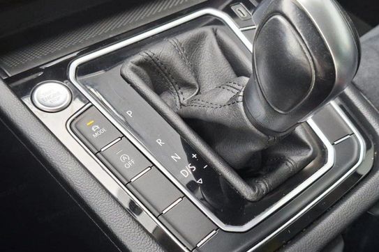 Volkswagen Passat 2.0 TDI R-Line DSG
