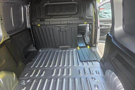 Peugeot Partner Van XL L2H1 EAT8