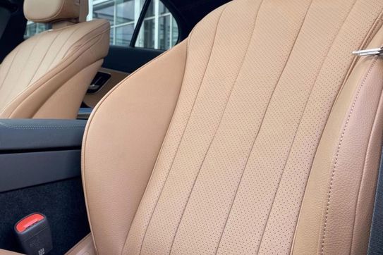 Mercedes Klasa E 200 4-Matic AMG