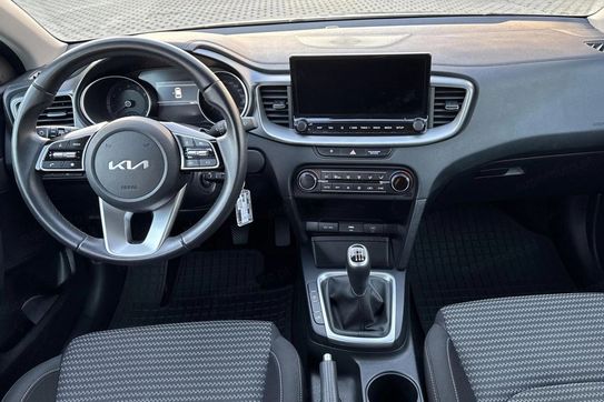 Kia Ceed 1.5 T-GDI M