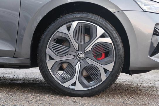 Skoda Octavia RS 2.0 TSI DSG