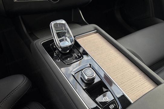 Volvo XC90 T8 AWD Plug-In Hybrid Plus Bright 7os